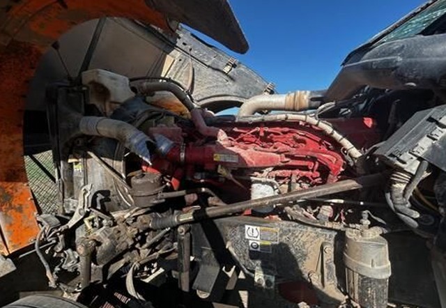 2016 Peterbilt 389 - Image 17