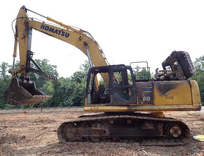 2017 Komatsu PC360-11 Excavator - Image 3
