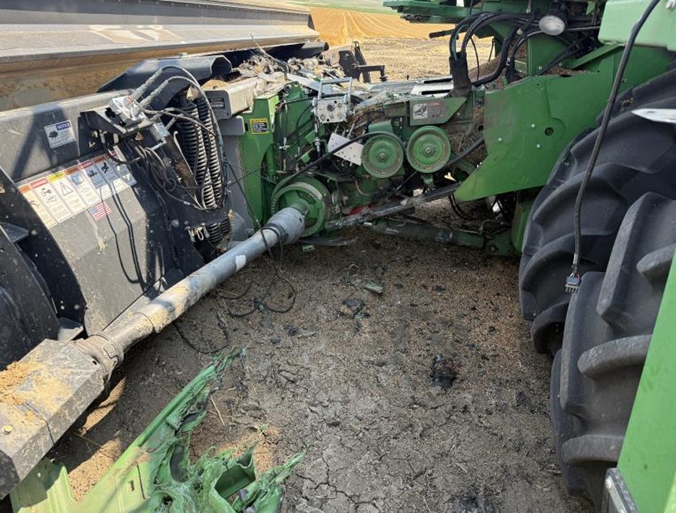 2018 John Deere S780 Combine - Image 7