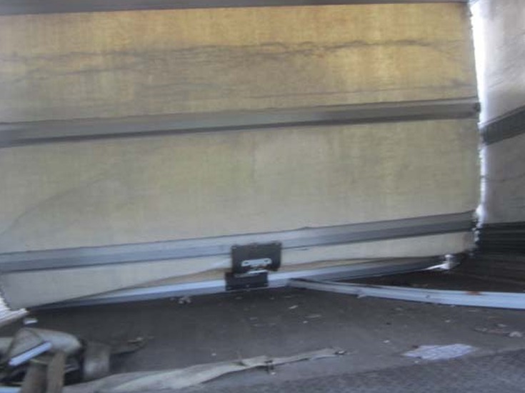 2019 Freightliner M106 M2 Box Truck - Image 13