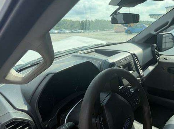 2019 Ford F-150 - Image 11