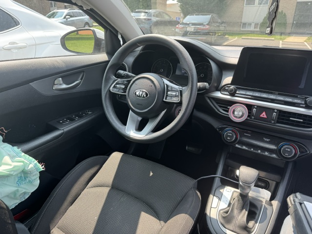2019 Kia Forte - Image 11