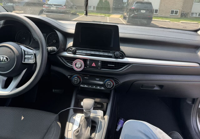 2019 Kia Forte - Image 12