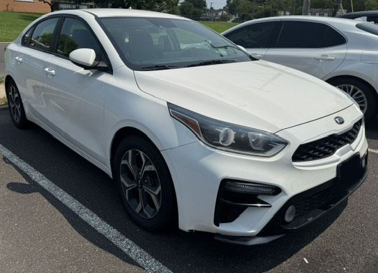 2019 Kia Forte - Image 2