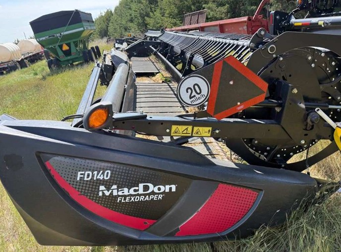 2019 MacDon FD140 Flexdraper Header - Image 4