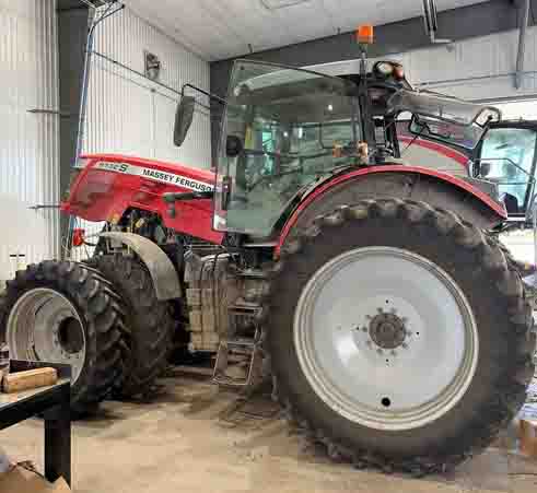 2019 Massey Ferguson 8732S Tractor - Image 11