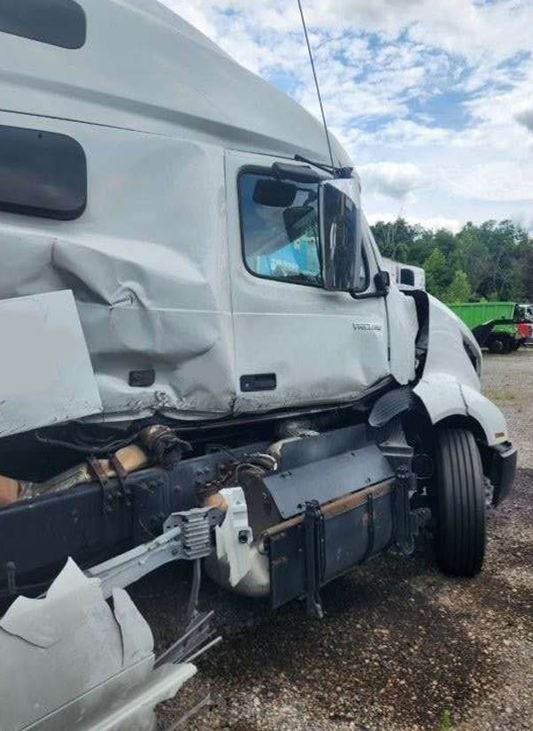 2019 Volvo VNL - Image 6