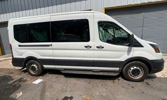 2025 Ford Transit 350 - Image 4