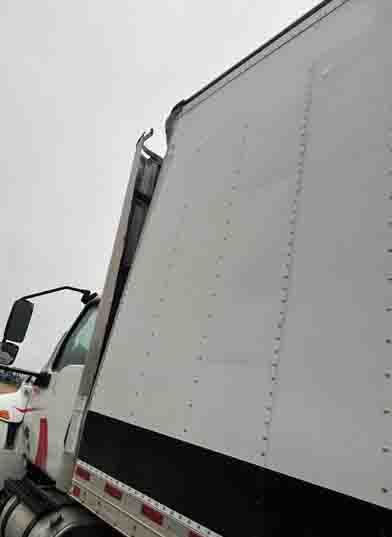2020 International MV607 Box Truck - Image 4