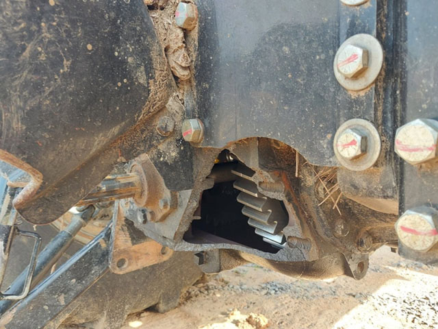 2020 Mahindra 5555 Tractor - Image 12