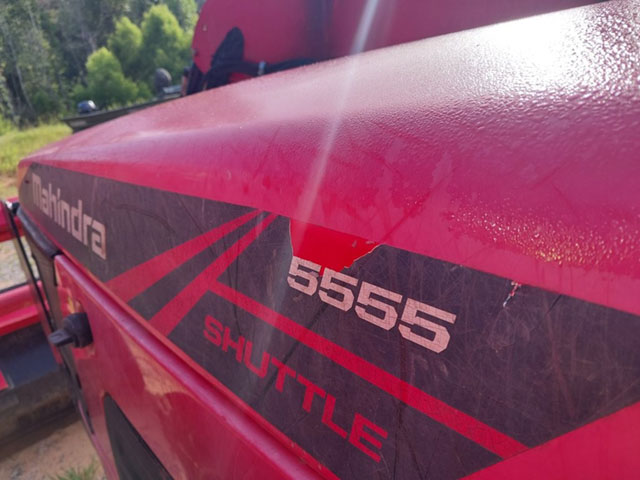 2020 Mahindra 5555 Tractor - Image 4