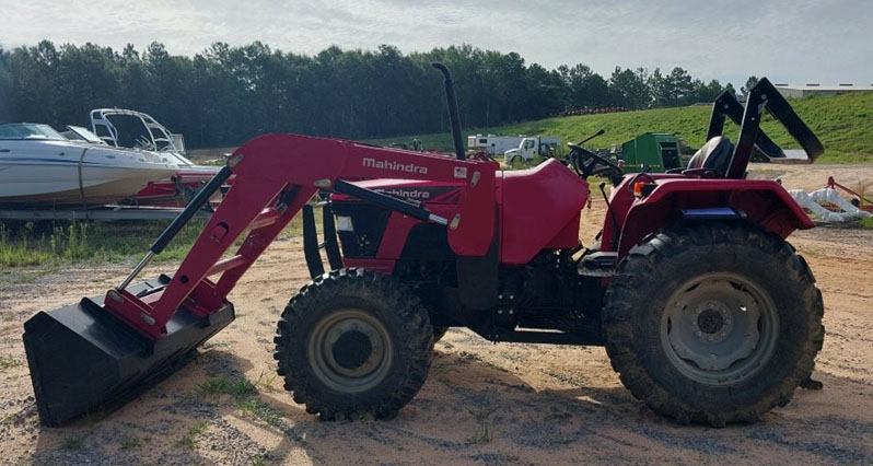 2020 Mahindra 5555 Tractor - Image 8
