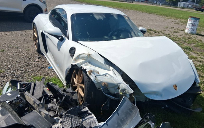 2020 Porsche Cayman GT4 - Image 2
