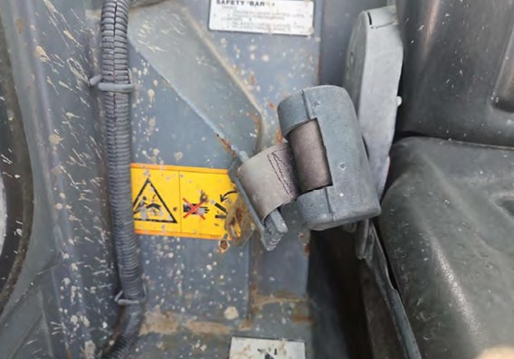 2020 Takeuchi TL8 Skid Steer - Image 10