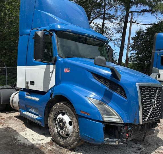 2020 Volvo VNL