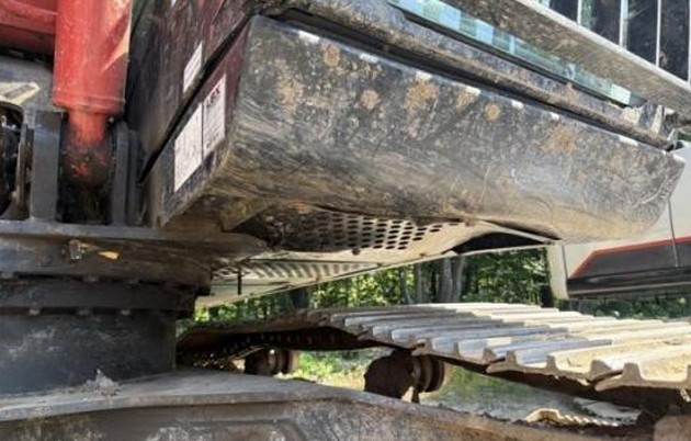 2021 Link Belt 210X4E Excavator - Image 12
