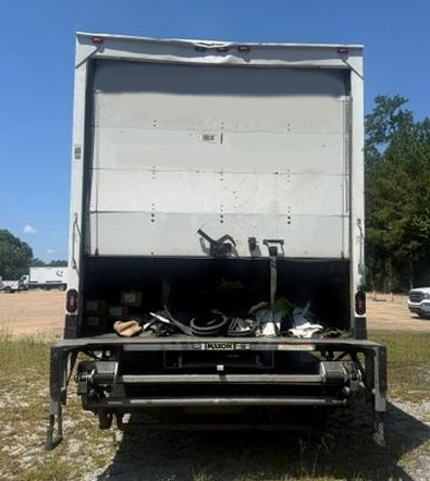 2022 Freightliner M2 106 Box Truck - Image 3