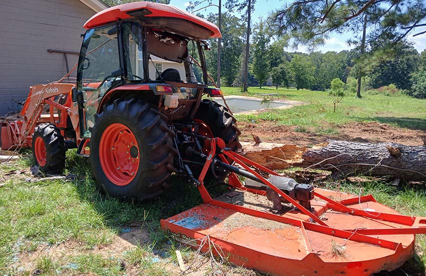 2022 Kubota MX5400 Tractor - Image 2