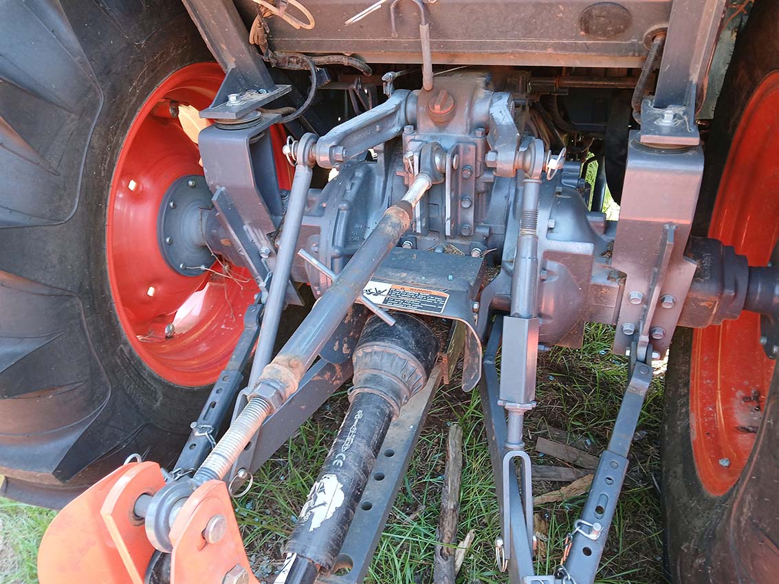 2022 Kubota MX5400 Tractor - Image 28