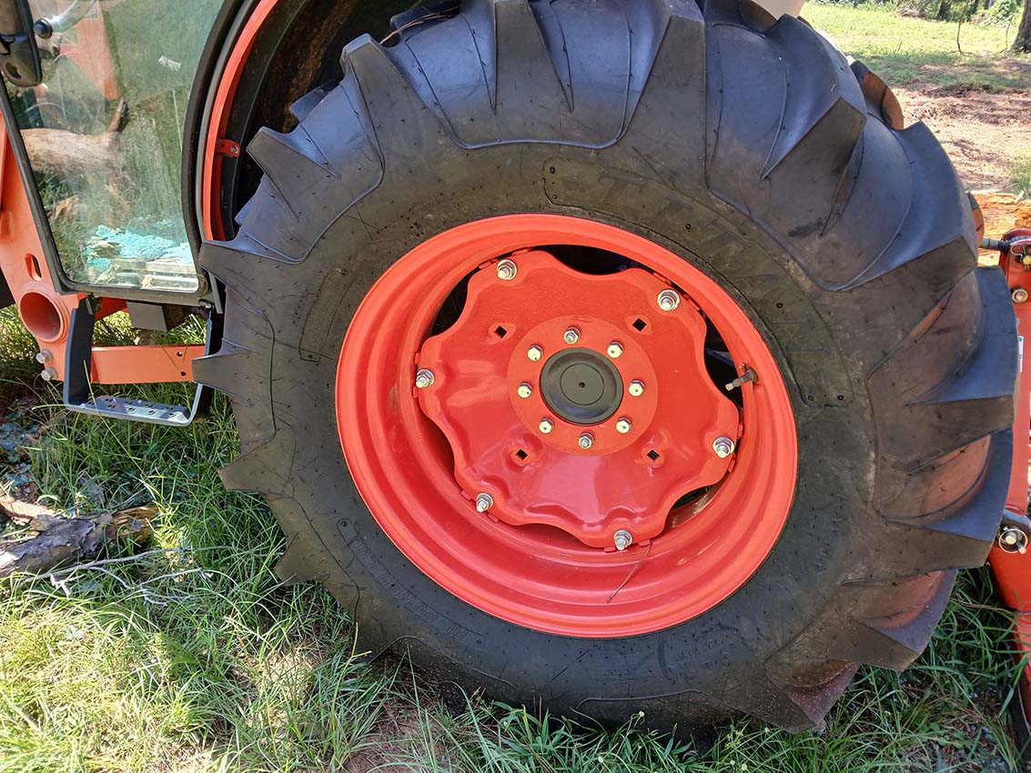 2022 Kubota MX5400 Tractor - Image 29