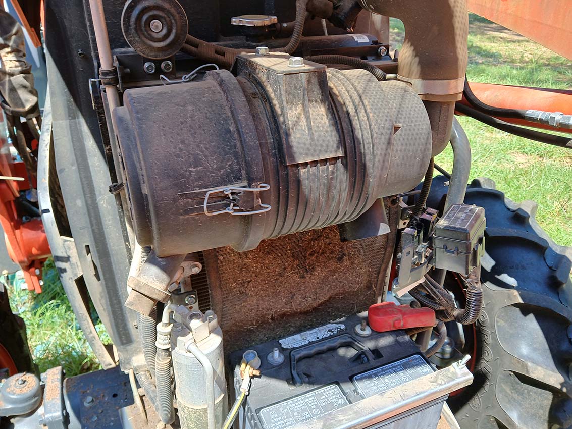 2022 Kubota MX5400 Tractor - Image 33