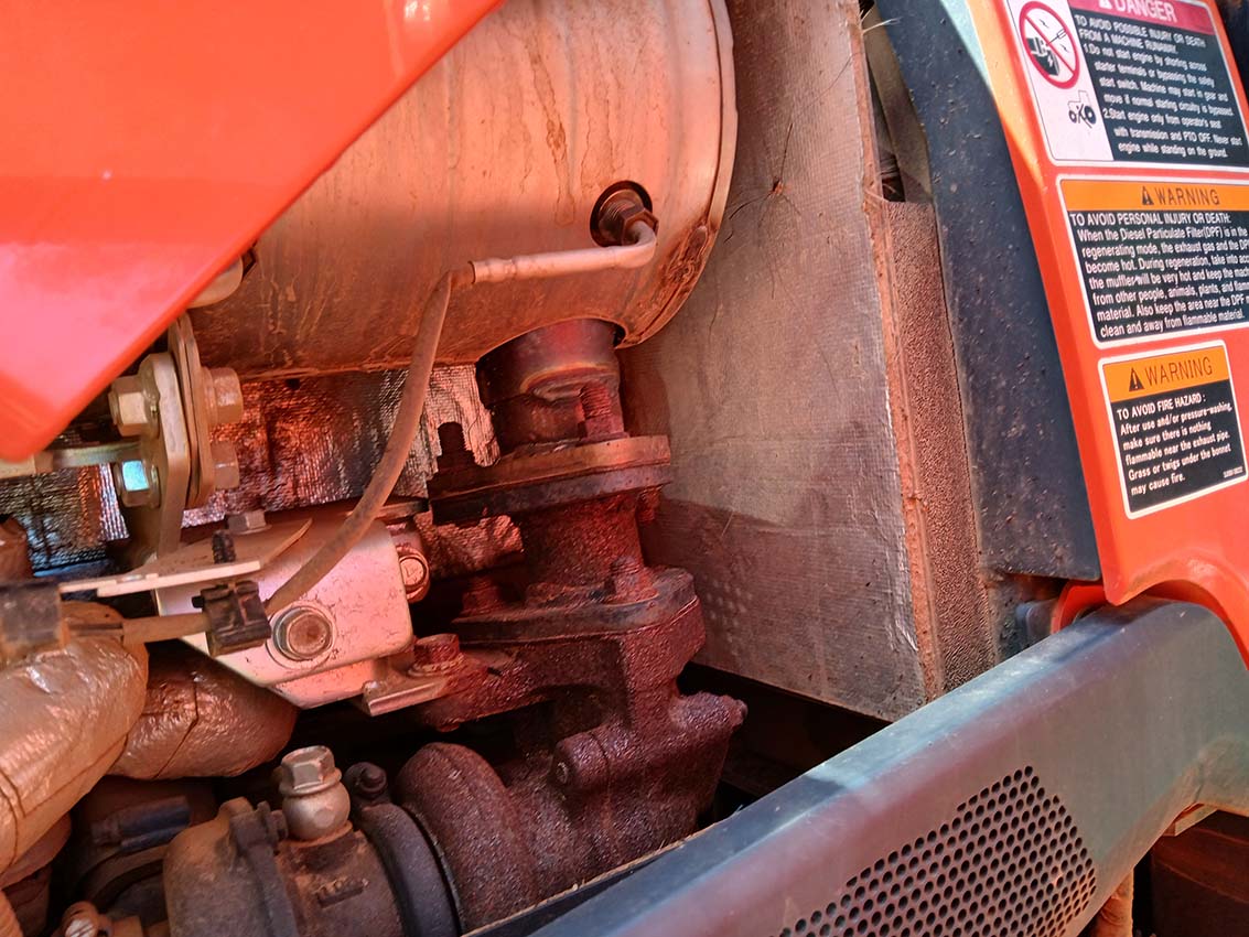 2022 Kubota MX5400 Tractor - Image 35