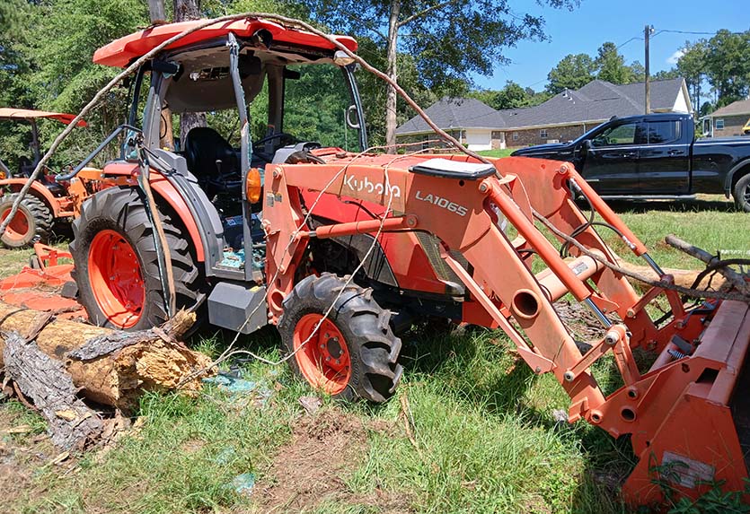 2022 Kubota MX5400 Tractor - Image 4
