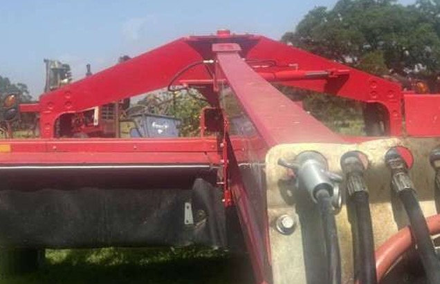 2022 Massey Ferguson M1393 Discbine - Image 2
