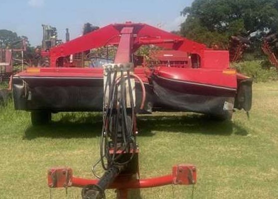 2022 Massey Ferguson M1393 Discbine - Image 3