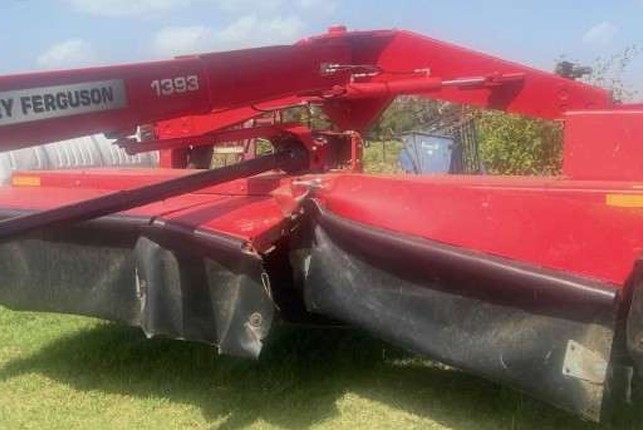 2022 Massey Ferguson M1393 Discbine - Image 4