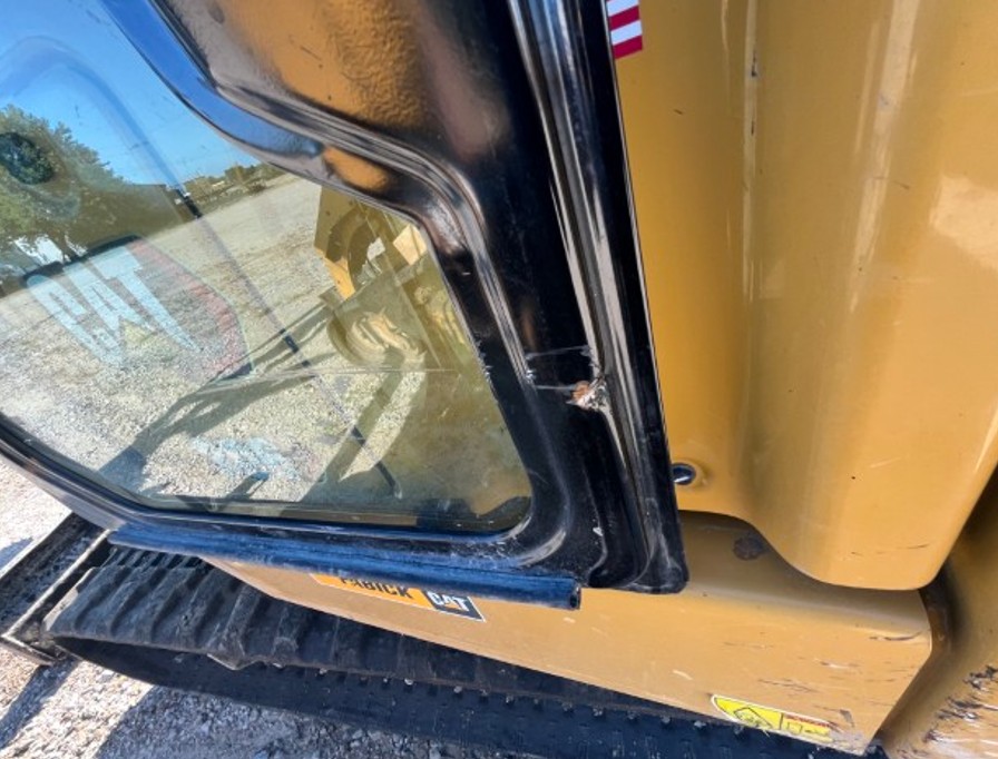 2023 Caterpillar 306CR Excavator - Image 13
