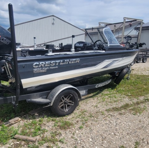 2023 Crestliner Fish Hawk 1850 Boat - Image 2