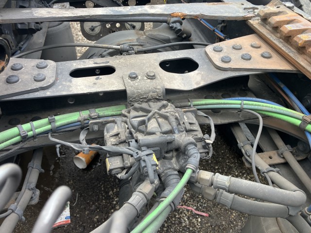 2023 Freightliner Cascadia - Image 21