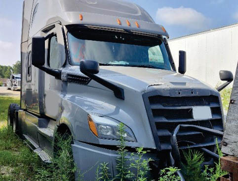 2023 Freightliner Cascadia - Image 5