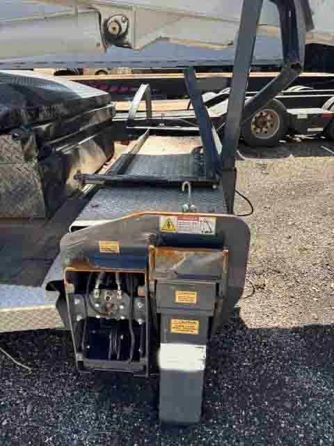 2023 Kenworth T880/2022 Manitex TC45142 Crane - Image 12