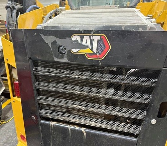 2024 Caterpillar 242D3 Skid Steer - Image 19