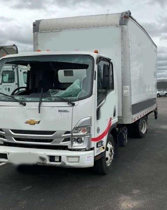 2024 Chevrolet 4500HD Box Truck - Image 2