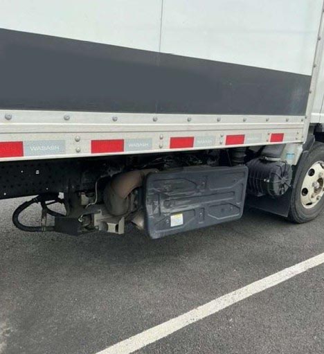2024 Chevrolet 4500HD Box Truck - Image 7