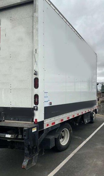 2024 Chevrolet 4500HD Box Truck - Image 8