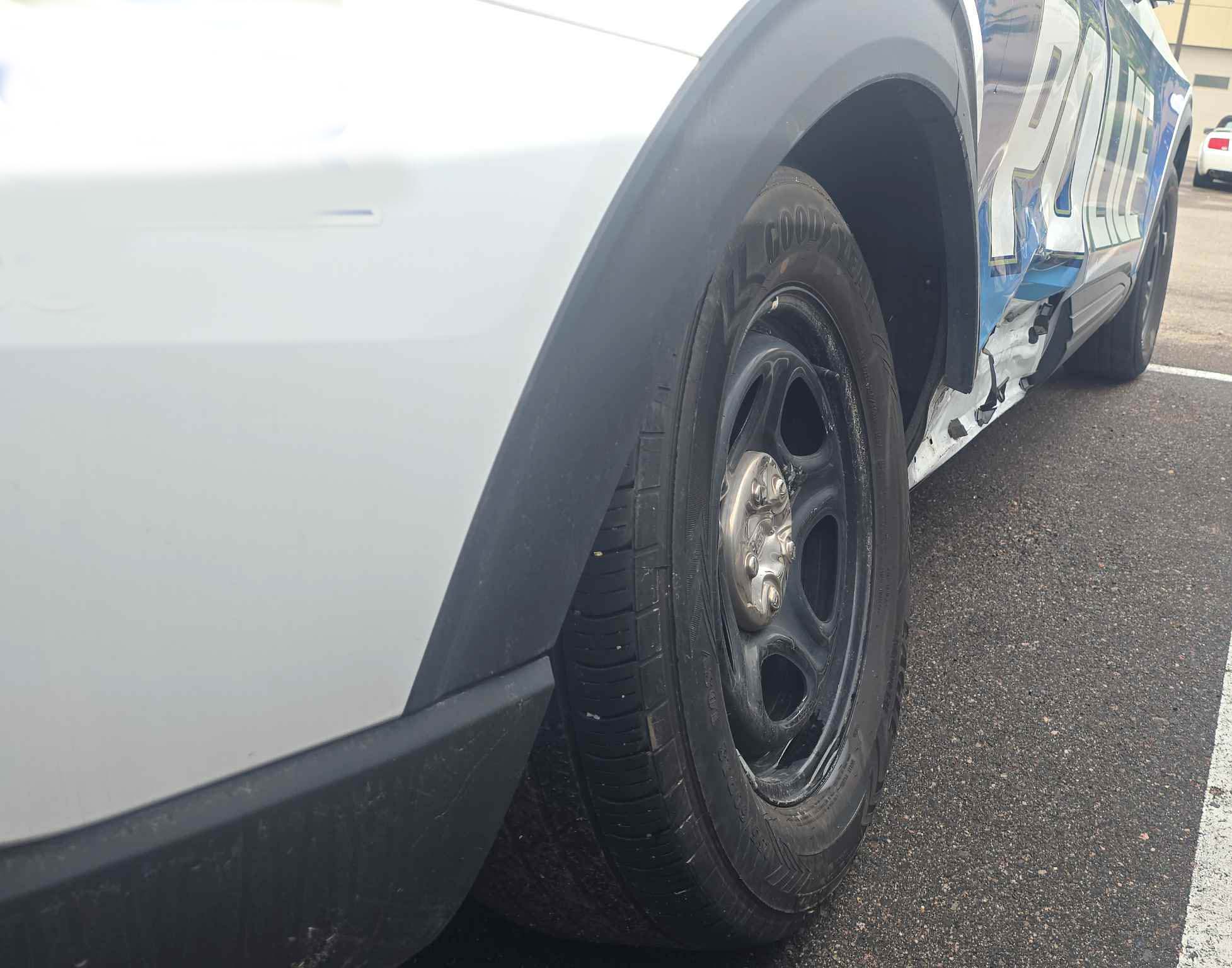 2024 Ford Explorer Police Interceptor - Image 21