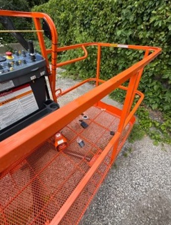 2025 JLG 860SJ Telescopic Boom Lift - Image 23