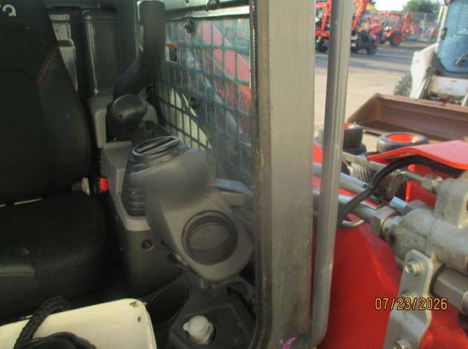 2025 Kubota SVL75-3 Skid Steer - Image 23