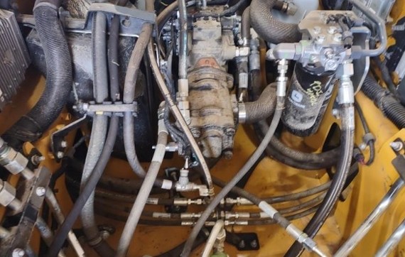 2026 DEERE 331P Skid Steer - Image 5