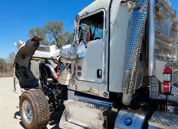 2026 Kenworth W900 - Image 5