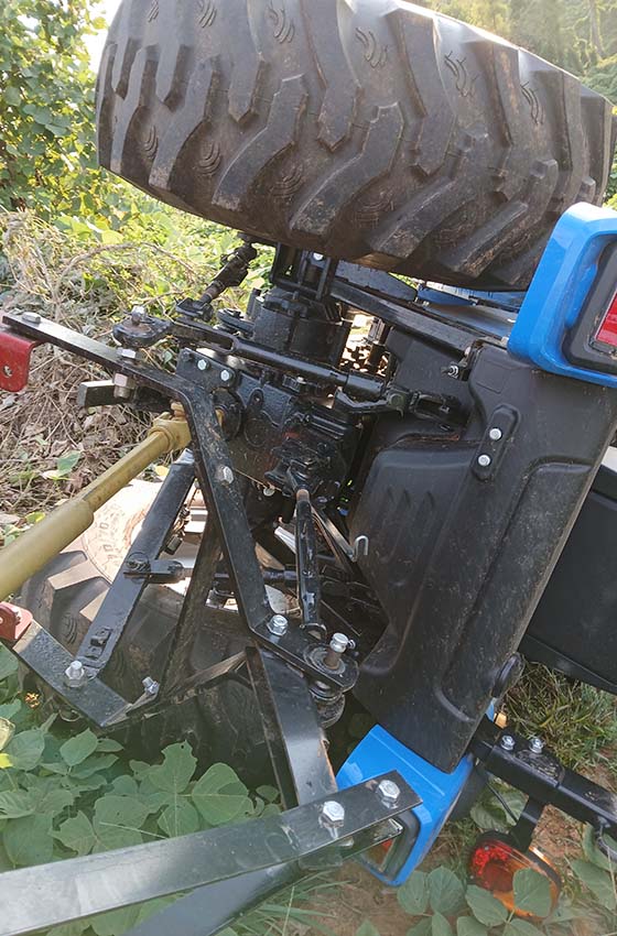 2026 LS MT242HE Tractor - Image 24