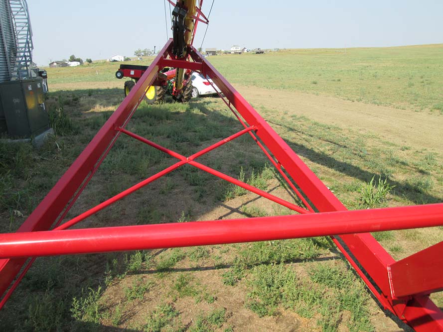 2025 Westfield MKX2 13-114 Auger - Image 12