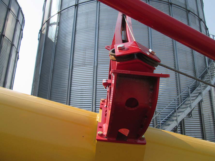 2025 Westfield MKX2 13-114 Auger - Image 6