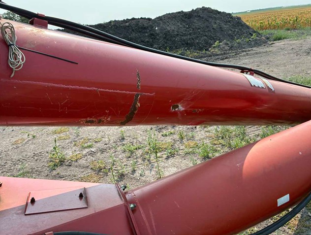 2011 Farm King 16104 Grain Auger - Image 16