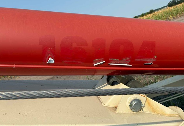 2011 Farm King 16104 Grain Auger - Image 17