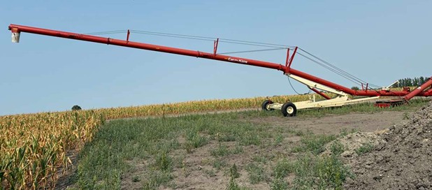 2011 Farm King 16104 Grain Auger - Image 7